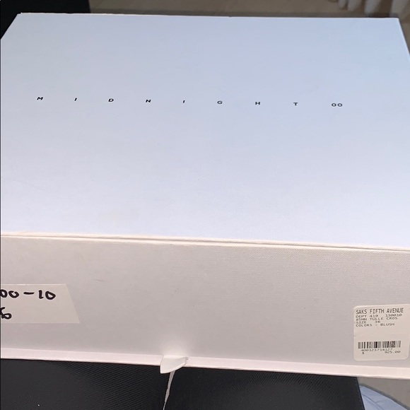 MIDNIGHT 00 PATENT LEATHER & TULLE PUMPS - Picture 5 of 9